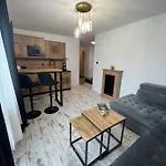 Ostoya Twoya Apartment *