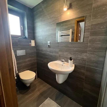 Ostoya Twoya Poronin